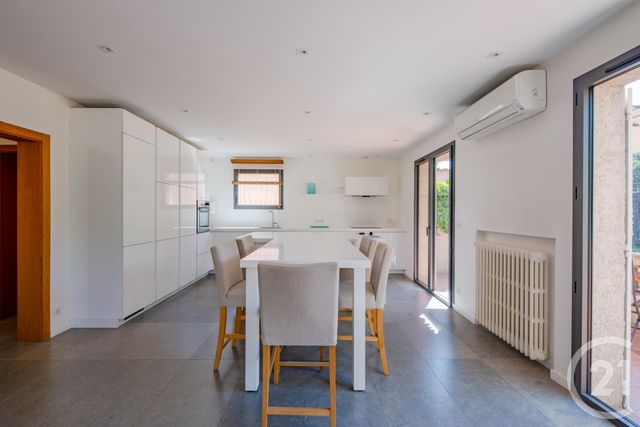 maison à vendre - 6 pièces - 149.23 m2 - STE MAXIME - 83 - PROVENCE-ALPES-COTE-D-AZUR - Century 21 Donzica Immobilier