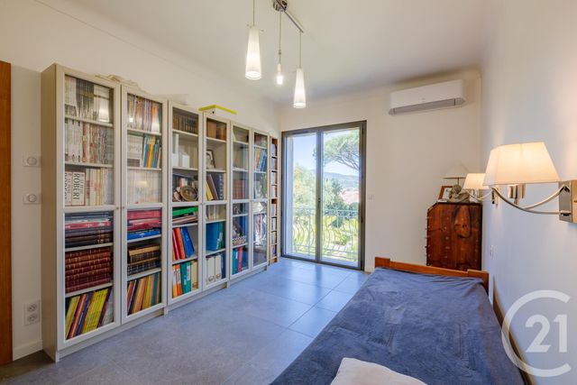 maison à vendre - 6 pièces - 149.23 m2 - STE MAXIME - 83 - PROVENCE-ALPES-COTE-D-AZUR - Century 21 Donzica Immobilier