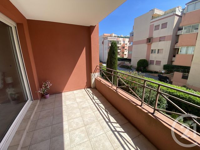 Appartement F2 à vendre - 2 pièces - 41.14 m2 - STE MAXIME - 83 - PROVENCE-ALPES-COTE-D-AZUR - Century 21 Donzica Immobilier