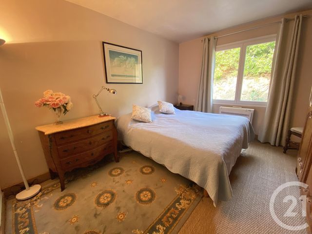 maison à vendre - 5 pièces - 120.0 m2 - STE MAXIME - 83 - PROVENCE-ALPES-COTE-D-AZUR - Century 21 Donzica Immobilier