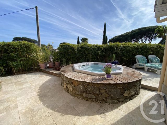 maison à vendre - 5 pièces - 120.0 m2 - STE MAXIME - 83 - PROVENCE-ALPES-COTE-D-AZUR - Century 21 Donzica Immobilier