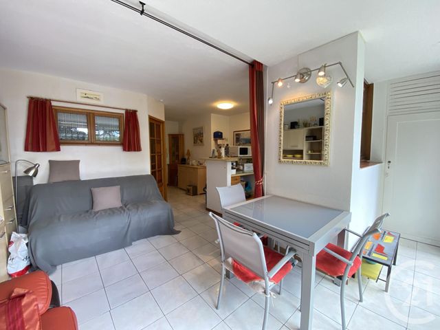 Appartement F2 à vendre - 2 pièces - 32.32 m2 - STE MAXIME - 83 - PROVENCE-ALPES-COTE-D-AZUR - Century 21 Donzica Immobilier