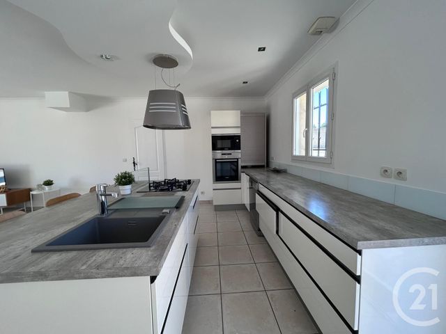 maison à vendre - 4 pièces - 100.0 m2 - ROQUEBRUNE SUR ARGENS - 83 - PROVENCE-ALPES-COTE-D-AZUR - Century 21 Donzica Immobilier