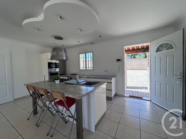 maison à vendre - 4 pièces - 100.0 m2 - ROQUEBRUNE SUR ARGENS - 83 - PROVENCE-ALPES-COTE-D-AZUR - Century 21 Donzica Immobilier