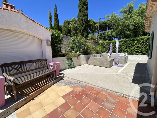 maison à vendre - 6 pièces - 116.0 m2 - STE MAXIME - 83 - PROVENCE-ALPES-COTE-D-AZUR - Century 21 Donzica Immobilier