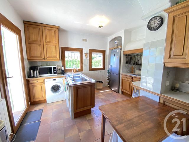 maison à vendre - 6 pièces - 116.0 m2 - STE MAXIME - 83 - PROVENCE-ALPES-COTE-D-AZUR - Century 21 Donzica Immobilier