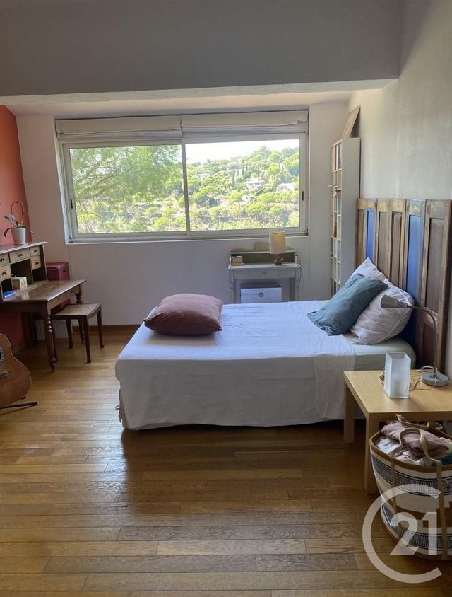 maison à vendre - 5 pièces - 122.6 m2 - GRIMAUD - 83 - PROVENCE-ALPES-COTE-D-AZUR - Century 21 Donzica Immobilier