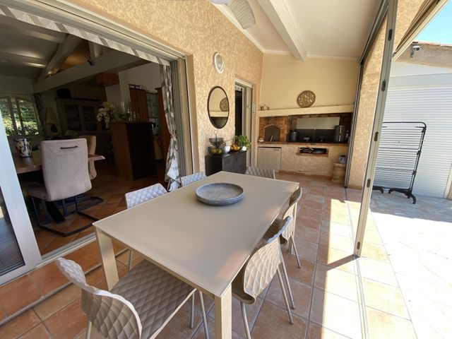 maison à vendre - 4 pièces - 91.57 m2 - STE MAXIME - 83 - PROVENCE-ALPES-COTE-D-AZUR - Century 21 Donzica Immobilier
