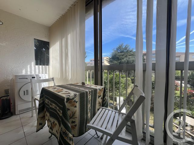 Appartement F2 à vendre - 2 pièces - 31.0 m2 - STE MAXIME - 83 - PROVENCE-ALPES-COTE-D-AZUR - Century 21 Donzica Immobilier