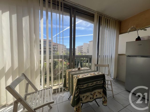 Appartement F2 à vendre - 2 pièces - 31.0 m2 - STE MAXIME - 83 - PROVENCE-ALPES-COTE-D-AZUR - Century 21 Donzica Immobilier