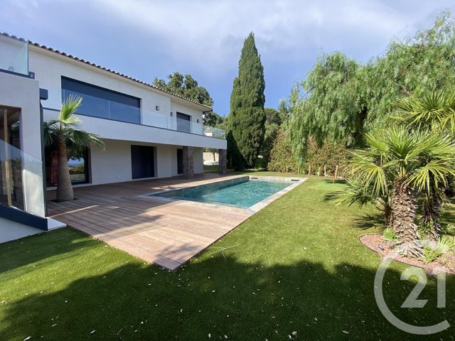 maison à vendre - 7 pièces - 238.0 m2 - LES ISSAMBRES - 83 - PROVENCE-ALPES-COTE-D-AZUR - Century 21 Donzica Immobilier