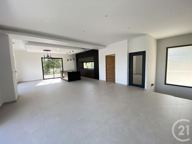 maison à vendre - 7 pièces - 238.0 m2 - LES ISSAMBRES - 83 - PROVENCE-ALPES-COTE-D-AZUR - Century 21 Donzica Immobilier