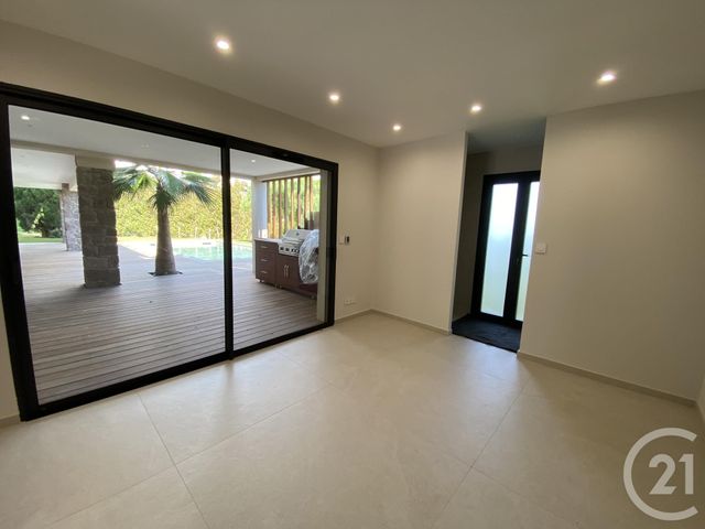 maison à vendre - 7 pièces - 238.0 m2 - LES ISSAMBRES - 83 - PROVENCE-ALPES-COTE-D-AZUR - Century 21 Donzica Immobilier