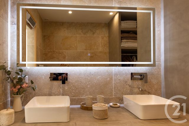 maison à vendre - 5 pièces - 143.0 m2 - LES ISSAMBRES - 83 - PROVENCE-ALPES-COTE-D-AZUR - Century 21 Donzica Immobilier