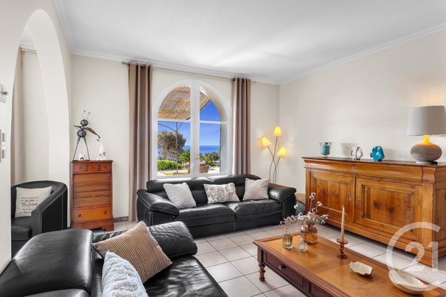 maison à vendre - 5 pièces - 143.0 m2 - LES ISSAMBRES - 83 - PROVENCE-ALPES-COTE-D-AZUR - Century 21 Donzica Immobilier