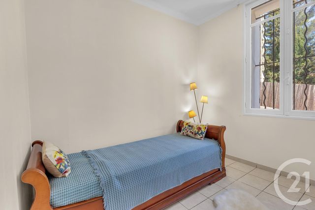 maison à vendre - 5 pièces - 143.0 m2 - LES ISSAMBRES - 83 - PROVENCE-ALPES-COTE-D-AZUR - Century 21 Donzica Immobilier