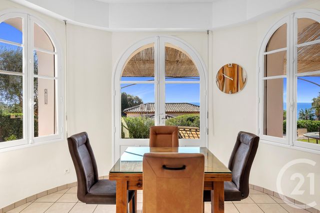 maison à vendre - 5 pièces - 143.0 m2 - LES ISSAMBRES - 83 - PROVENCE-ALPES-COTE-D-AZUR - Century 21 Donzica Immobilier