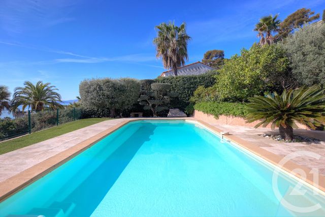 maison à vendre - 5 pièces - 143.0 m2 - LES ISSAMBRES - 83 - PROVENCE-ALPES-COTE-D-AZUR - Century 21 Donzica Immobilier