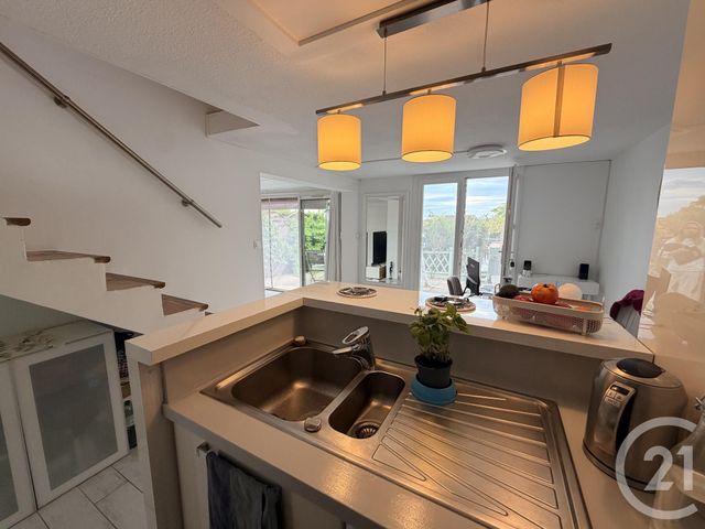 maison à vendre - 2 pièces - 50.0 m2 - COGOLIN - 83 - PROVENCE-ALPES-COTE-D-AZUR - Century 21 Donzica Immobilier