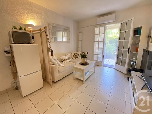 maison à vendre - 7 pièces - 171.83 m2 - STE MAXIME - 83 - PROVENCE-ALPES-COTE-D-AZUR - Century 21 Donzica Immobilier
