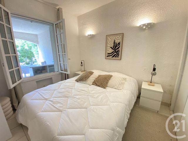 maison à vendre - 7 pièces - 171.83 m2 - STE MAXIME - 83 - PROVENCE-ALPES-COTE-D-AZUR - Century 21 Donzica Immobilier