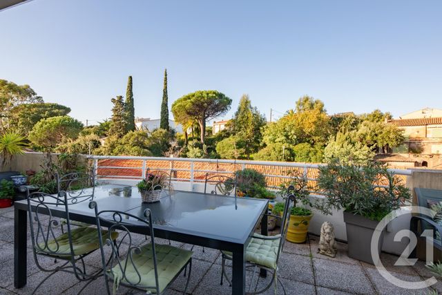 Appartement F3 à vendre - 3 pièces - 81.45 m2 - STE MAXIME - 83 - PROVENCE-ALPES-COTE-D-AZUR - Century 21 Donzica Immobilier