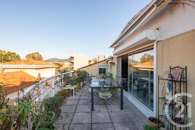 Appartement F3 à vendre - 3 pièces - 81.45 m2 - STE MAXIME - 83 - PROVENCE-ALPES-COTE-D-AZUR - Century 21 Donzica Immobilier