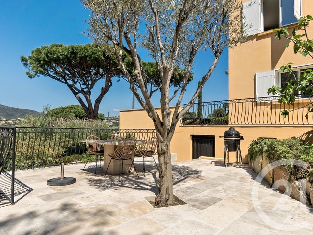 maison à vendre - 8 pièces - 220.0 m2 - STE MAXIME - 83 - PROVENCE-ALPES-COTE-D-AZUR - Century 21 Donzica Immobilier