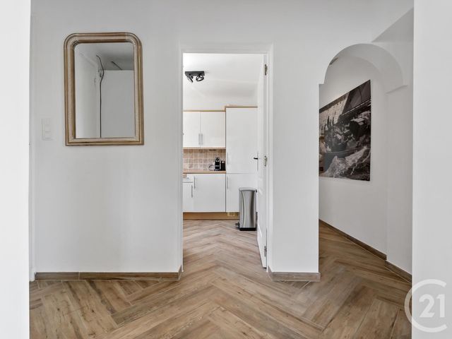 maison à vendre - 8 pièces - 220.0 m2 - STE MAXIME - 83 - PROVENCE-ALPES-COTE-D-AZUR - Century 21 Donzica Immobilier