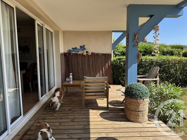 Appartement F3 à vendre - 3 pièces - 51.0 m2 - LES ISSAMBRES - 83 - PROVENCE-ALPES-COTE-D-AZUR - Century 21 Donzica Immobilier