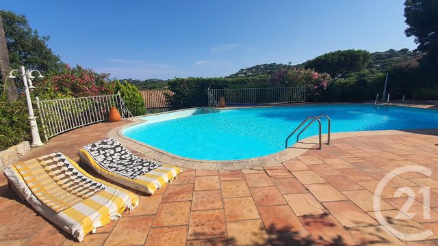 maison à vendre - 7 pièces - 171.88 m2 - STE MAXIME - 83 - PROVENCE-ALPES-COTE-D-AZUR - Century 21 Donzica Immobilier