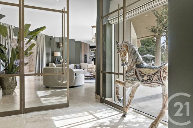 maison à vendre - 7 pièces - 300.0 m2 - STE MAXIME - 83 - PROVENCE-ALPES-COTE-D-AZUR - Century 21 Donzica Immobilier