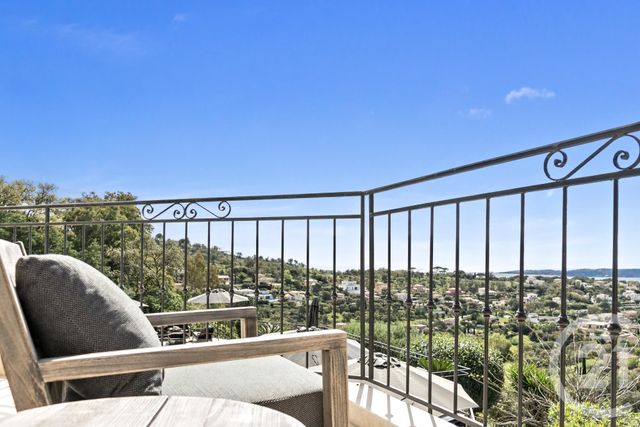 maison à vendre - 7 pièces - 300.0 m2 - STE MAXIME - 83 - PROVENCE-ALPES-COTE-D-AZUR - Century 21 Donzica Immobilier