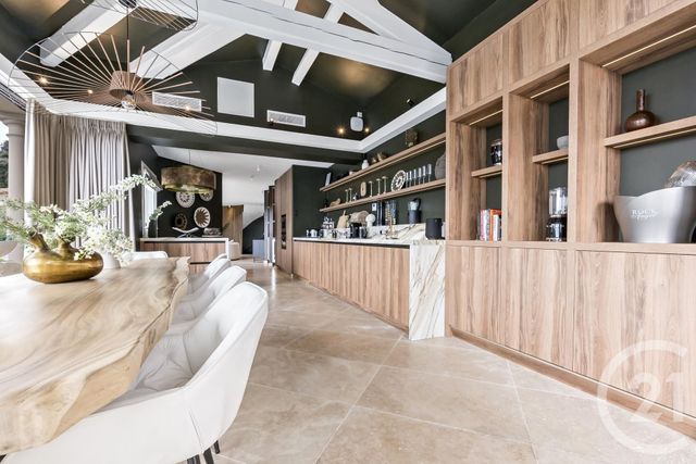 maison à vendre - 7 pièces - 300.0 m2 - STE MAXIME - 83 - PROVENCE-ALPES-COTE-D-AZUR - Century 21 Donzica Immobilier