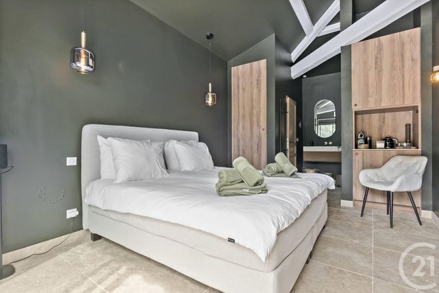 maison à vendre - 7 pièces - 300.0 m2 - STE MAXIME - 83 - PROVENCE-ALPES-COTE-D-AZUR - Century 21 Donzica Immobilier