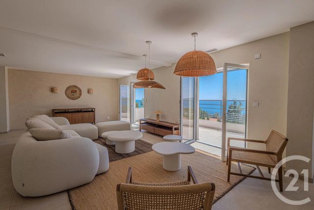 maison à vendre - 8 pièces - 230.09 m2 - ROQUEBRUNE SUR ARGENS - 83 - PROVENCE-ALPES-COTE-D-AZUR - Century 21 Donzica Immobilier