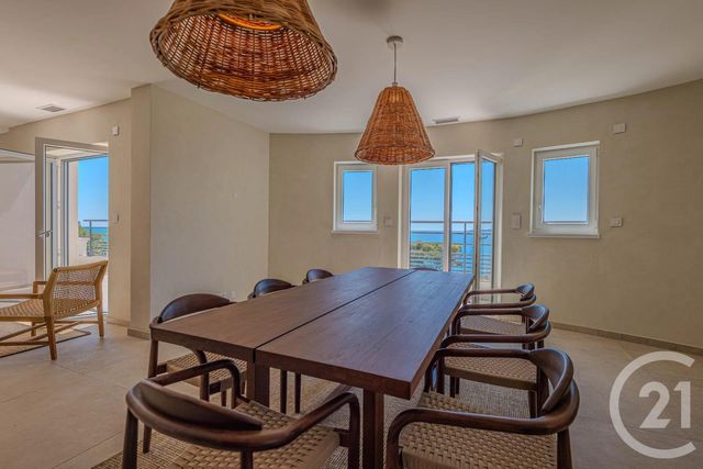 maison à vendre - 8 pièces - 230.09 m2 - ROQUEBRUNE SUR ARGENS - 83 - PROVENCE-ALPES-COTE-D-AZUR - Century 21 Donzica Immobilier