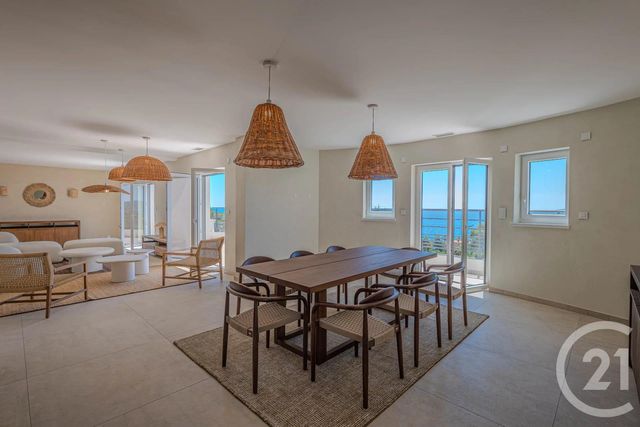 maison à vendre - 8 pièces - 230.09 m2 - ROQUEBRUNE SUR ARGENS - 83 - PROVENCE-ALPES-COTE-D-AZUR - Century 21 Donzica Immobilier