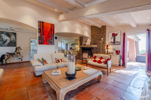 maison à vendre - 9 pièces - 228.71 m2 - STE MAXIME - 83 - PROVENCE-ALPES-COTE-D-AZUR - Century 21 Donzica Immobilier