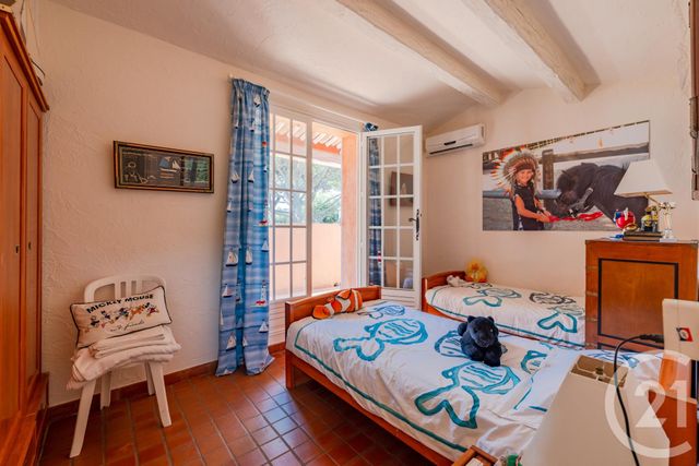 maison à vendre - 9 pièces - 228.71 m2 - STE MAXIME - 83 - PROVENCE-ALPES-COTE-D-AZUR - Century 21 Donzica Immobilier