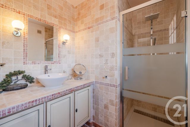 maison à vendre - 9 pièces - 228.71 m2 - STE MAXIME - 83 - PROVENCE-ALPES-COTE-D-AZUR - Century 21 Donzica Immobilier