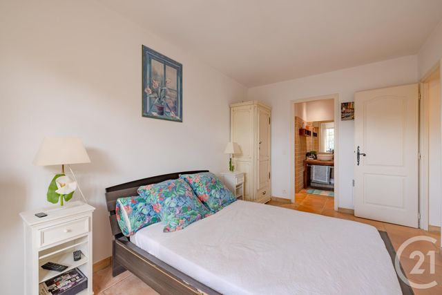 maison à vendre - 9 pièces - 228.71 m2 - STE MAXIME - 83 - PROVENCE-ALPES-COTE-D-AZUR - Century 21 Donzica Immobilier