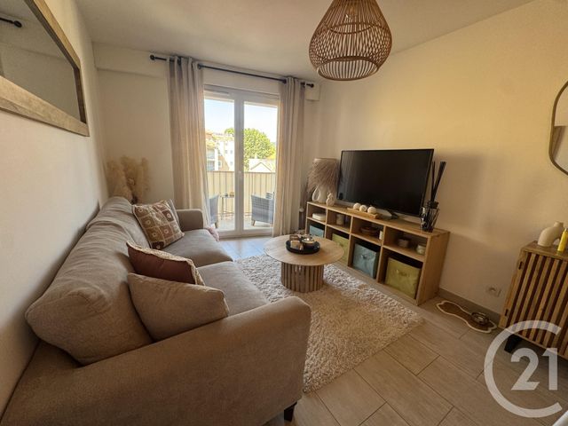 Appartement F2 bis à vendre - 2 pièces - 39.06 m2 - STE MAXIME - 83 - PROVENCE-ALPES-COTE-D-AZUR - Century 21 Donzica Immobilier