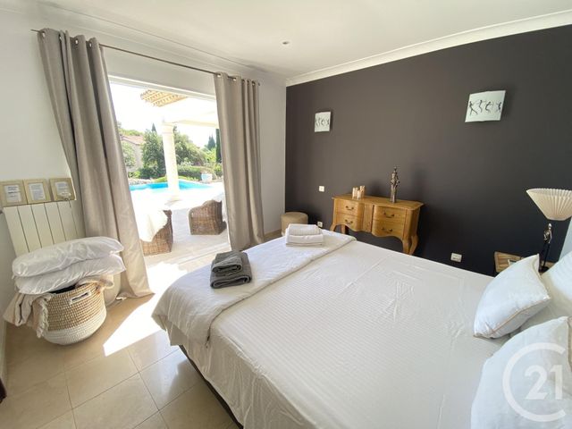 maison à vendre - 7 pièces - 311.87 m2 - STE MAXIME - 83 - PROVENCE-ALPES-COTE-D-AZUR - Century 21 Donzica Immobilier