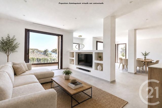 maison à vendre - 7 pièces - 182.0 m2 - LES ISSAMBRES - 83 - PROVENCE-ALPES-COTE-D-AZUR - Century 21 Donzica Immobilier