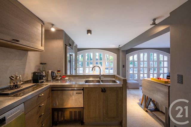 maison à vendre - 11 pièces - 272.68 m2 - STE MAXIME - 83 - PROVENCE-ALPES-COTE-D-AZUR - Century 21 Donzica Immobilier