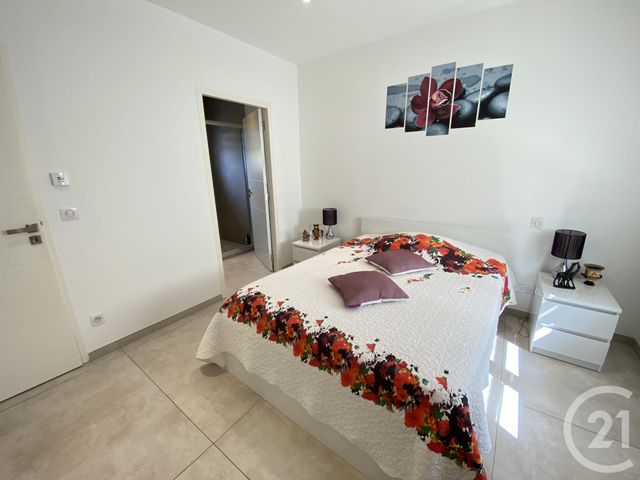 maison à vendre - 6 pièces - 166.0 m2 - STE MAXIME - 83 - PROVENCE-ALPES-COTE-D-AZUR - Century 21 Donzica Immobilier