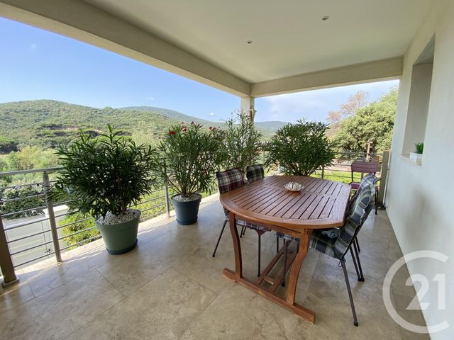maison à vendre - 6 pièces - 166.0 m2 - STE MAXIME - 83 - PROVENCE-ALPES-COTE-D-AZUR - Century 21 Donzica Immobilier