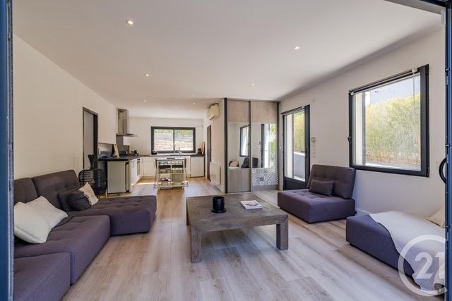 maison à vendre - 6 pièces - 285.0 m2 - FREJUS - 83 - PROVENCE-ALPES-COTE-D-AZUR - Century 21 Donzica Immobilier