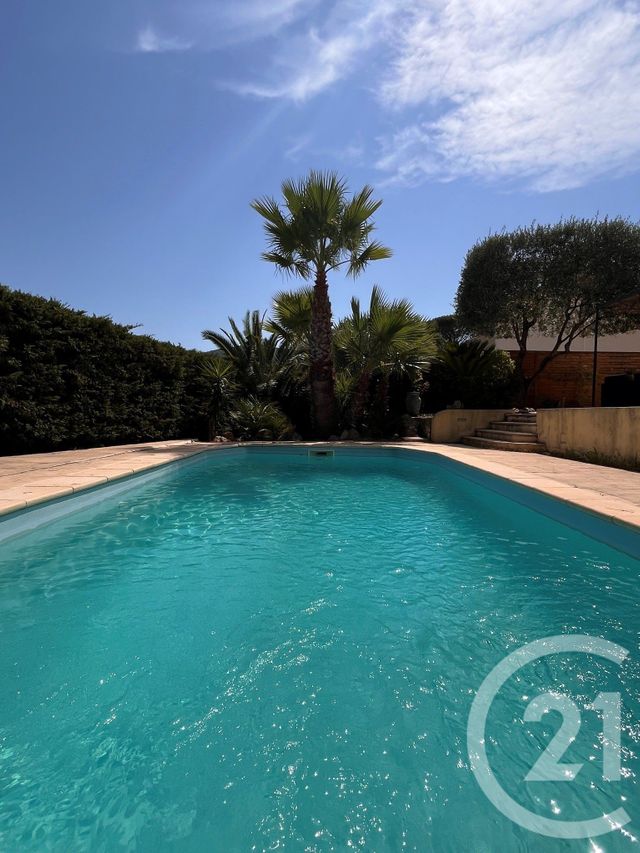 maison à vendre - 7 pièces - 130.0 m2 - STE MAXIME - 83 - PROVENCE-ALPES-COTE-D-AZUR - Century 21 Donzica Immobilier